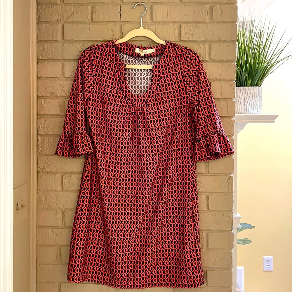 Tunic-style dress. Size: Small